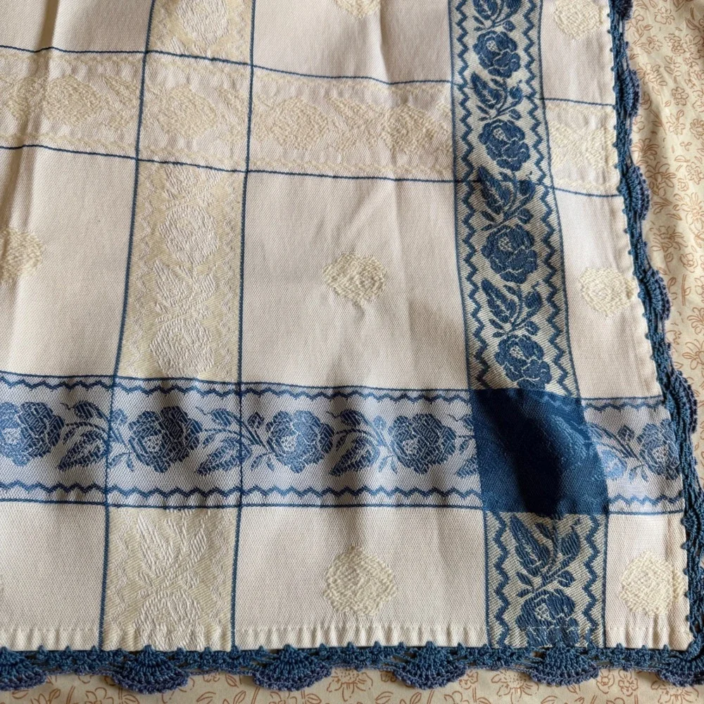 Vintage Blue White Cotton Damask Tablecloth Rose Floral Crochet Trim 32x30